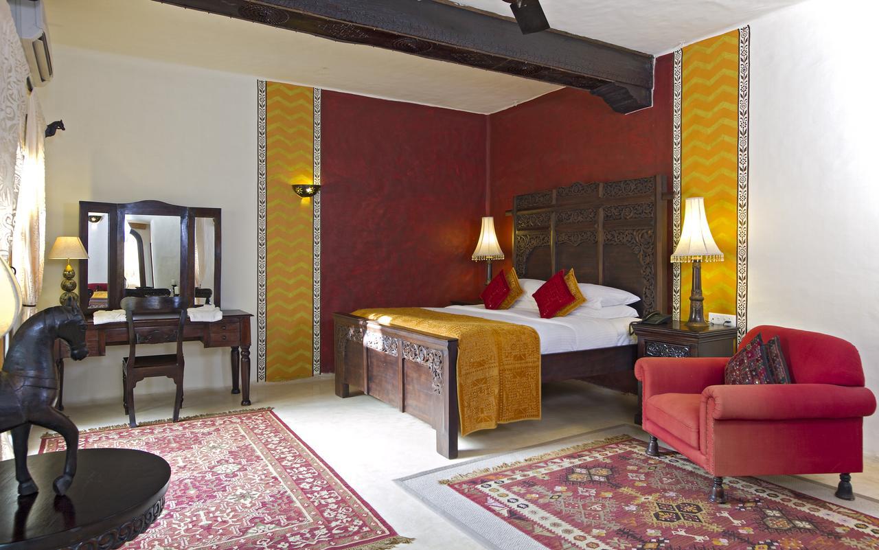 Mihir Garh Hotel Rohat Exterior photo