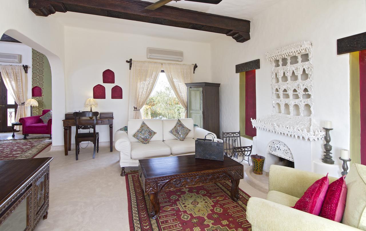 Mihir Garh Hotel Rohat Exterior photo